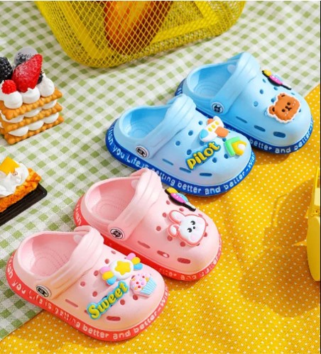 Sandalia Crocs  Infantil Antiderrapante e Impermeável