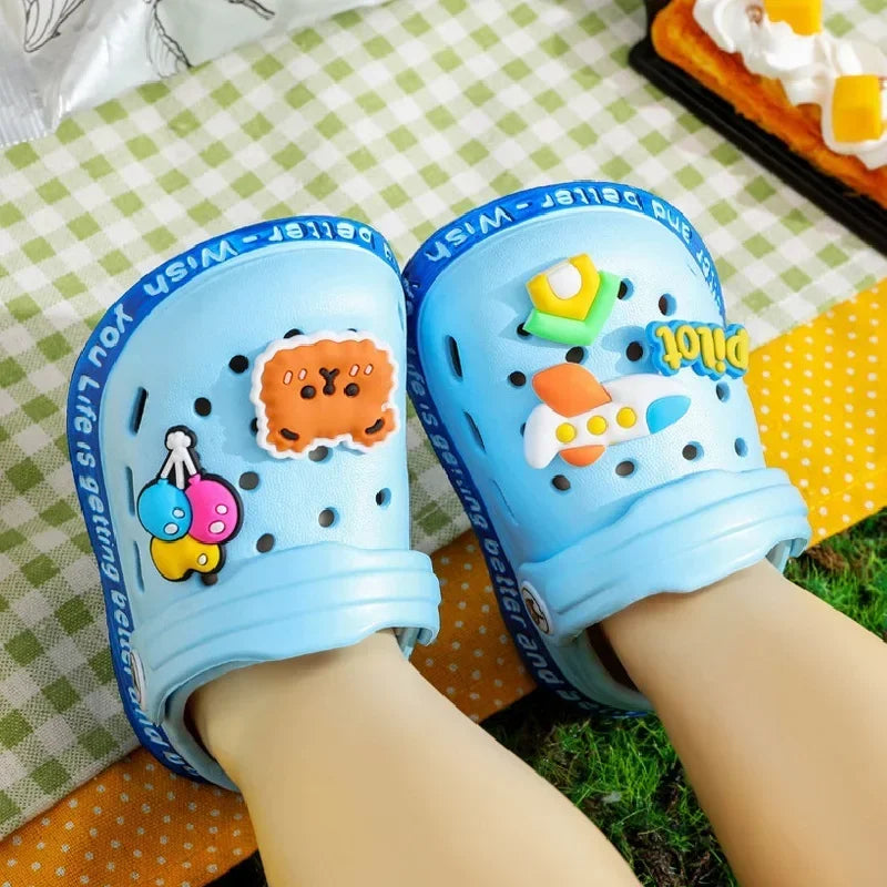 Sandalia Crocs  Infantil Antiderrapante e Impermeável